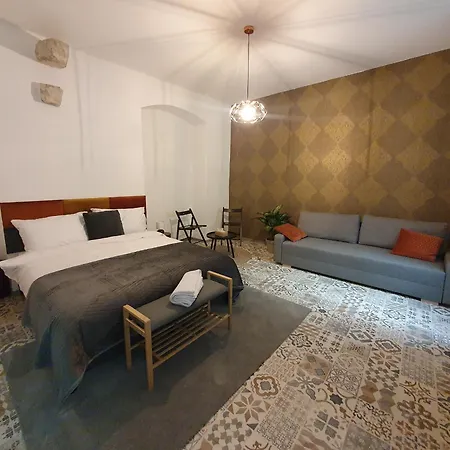 Πανσιόν We 4*