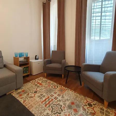 We Guest house *